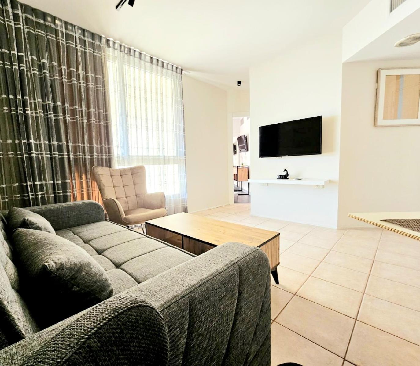 Go To Apartments In Leonardo Bat Jám Kültér fotó