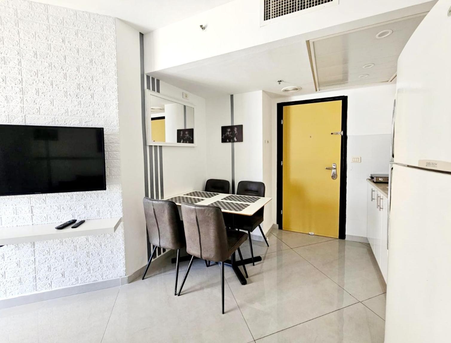 Go To Apartments In Leonardo Bat Jám Kültér fotó